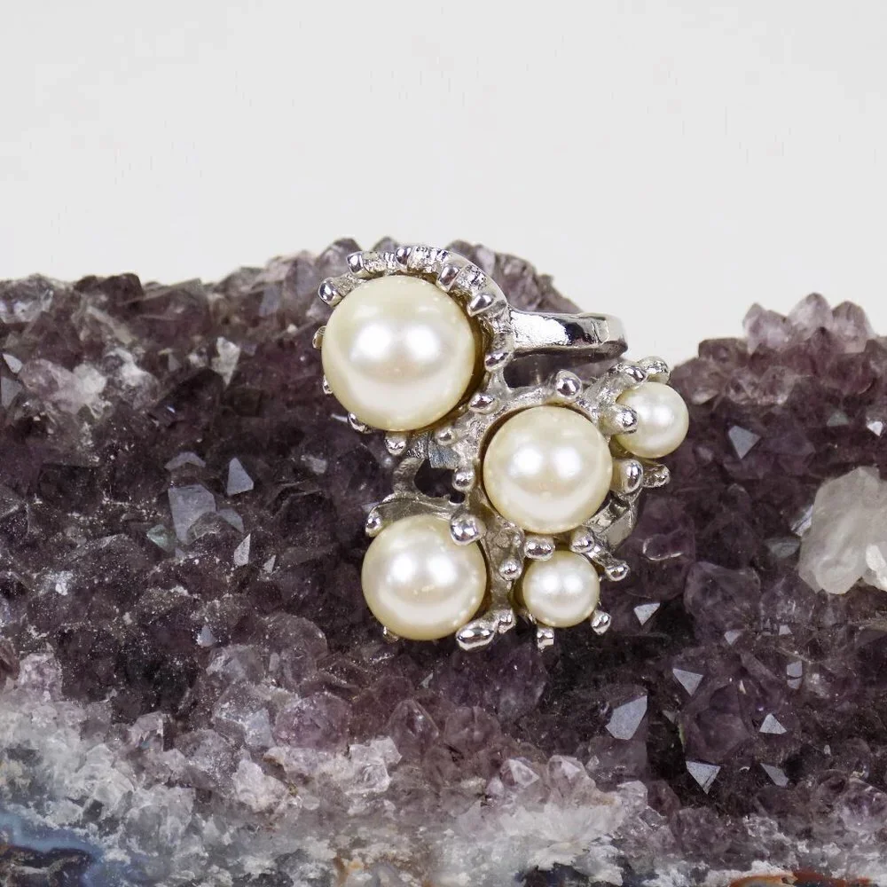 sz 7.5 vintage pearl statement ring cottagecore girly chunky romantic unique